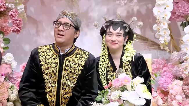 Andre Taulany Resmi Nikahi Amanda Rigby, Akad Intim Bernuansa Adat Jawa